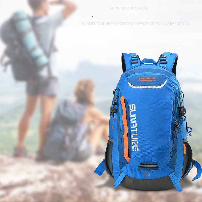 Large Capacity Outdoor Hiking And Mountaineering Backpack