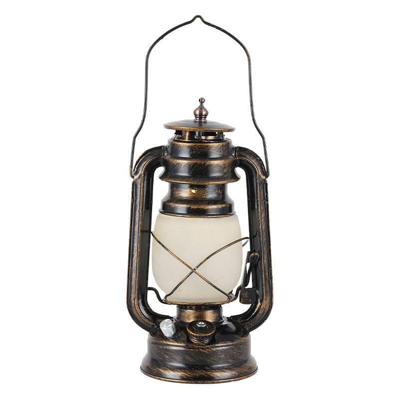 Vintage Retro Horse Lantern Outdoor Camping Kerosene Oil Lamp