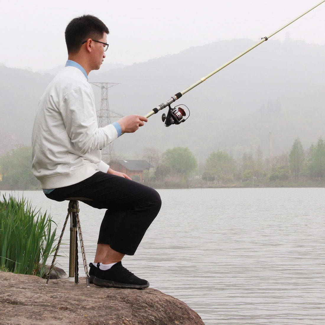 Multifunctional Folding Trekking Pole With Portable Stool